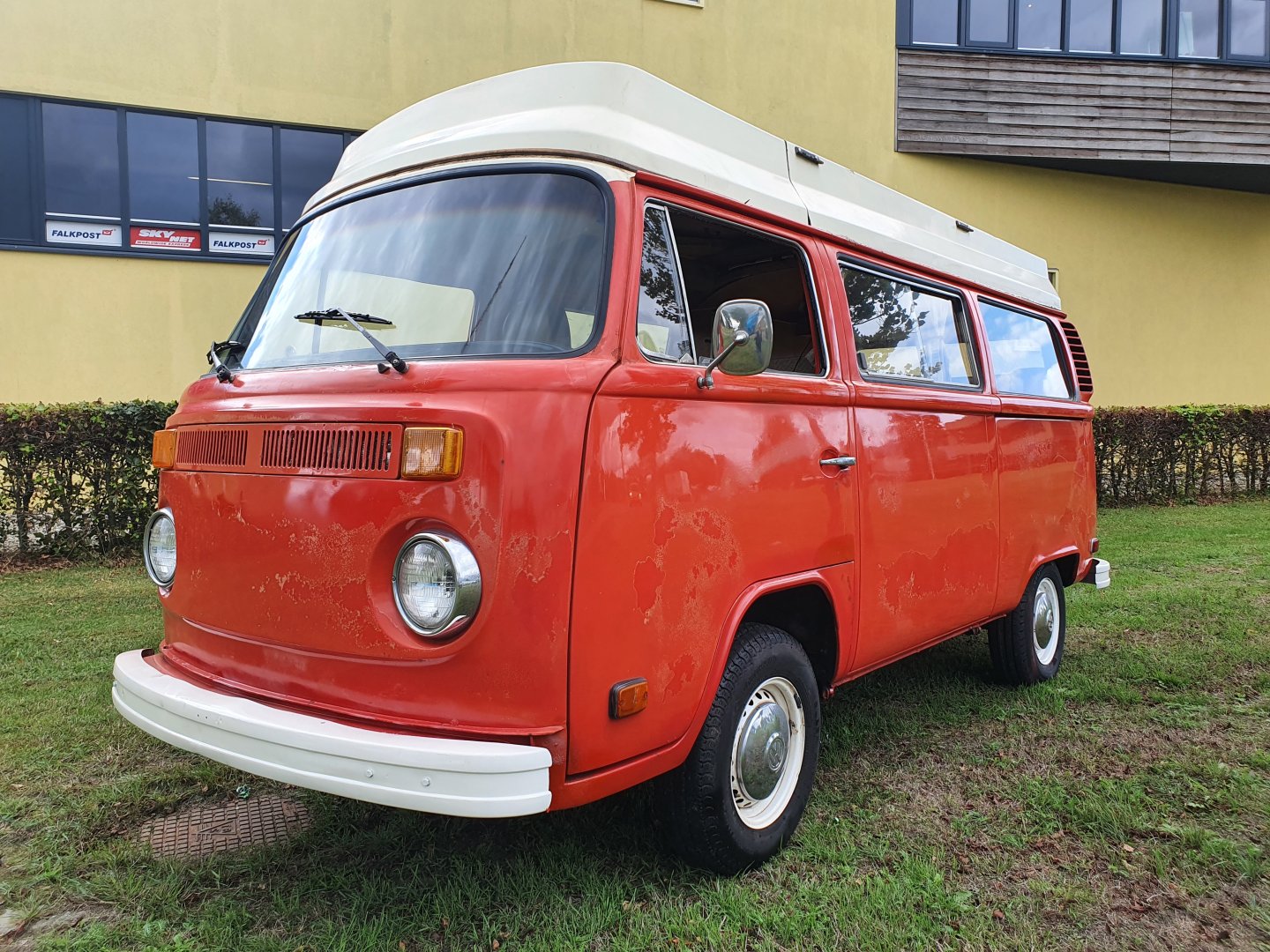 Heideveld Classics - Volkswagen T2B Westfaila 1972