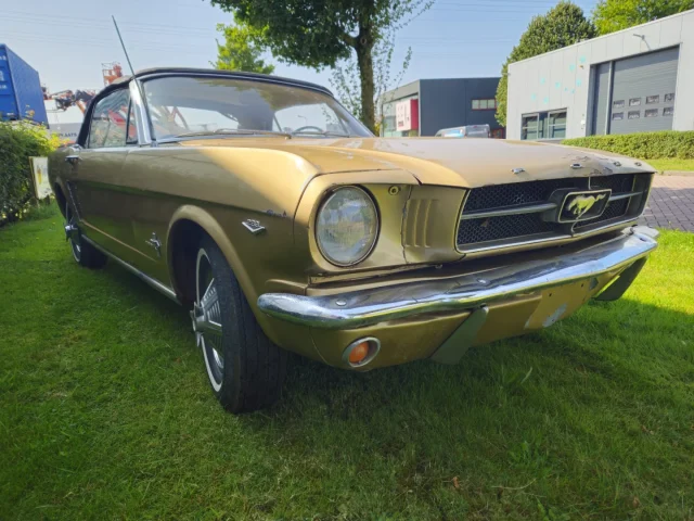 Heideveld Classics - Ford Mustang Convertible 1964